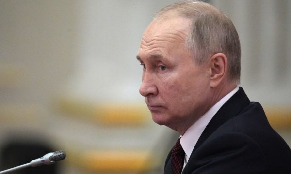 “Putin do të dorëhiqet këtë vit”