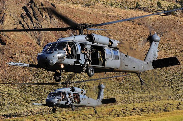 Ushtria e Shqipërisë këtë vit pajiset me dy helikopterë ushtarakë “Black Hawk”