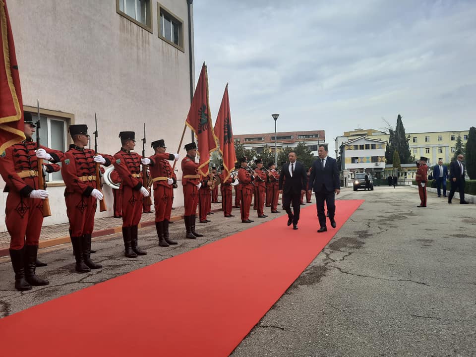 Mehaj i ofron Shqipërisë mbështetjen e FSK-së pas tërmetit