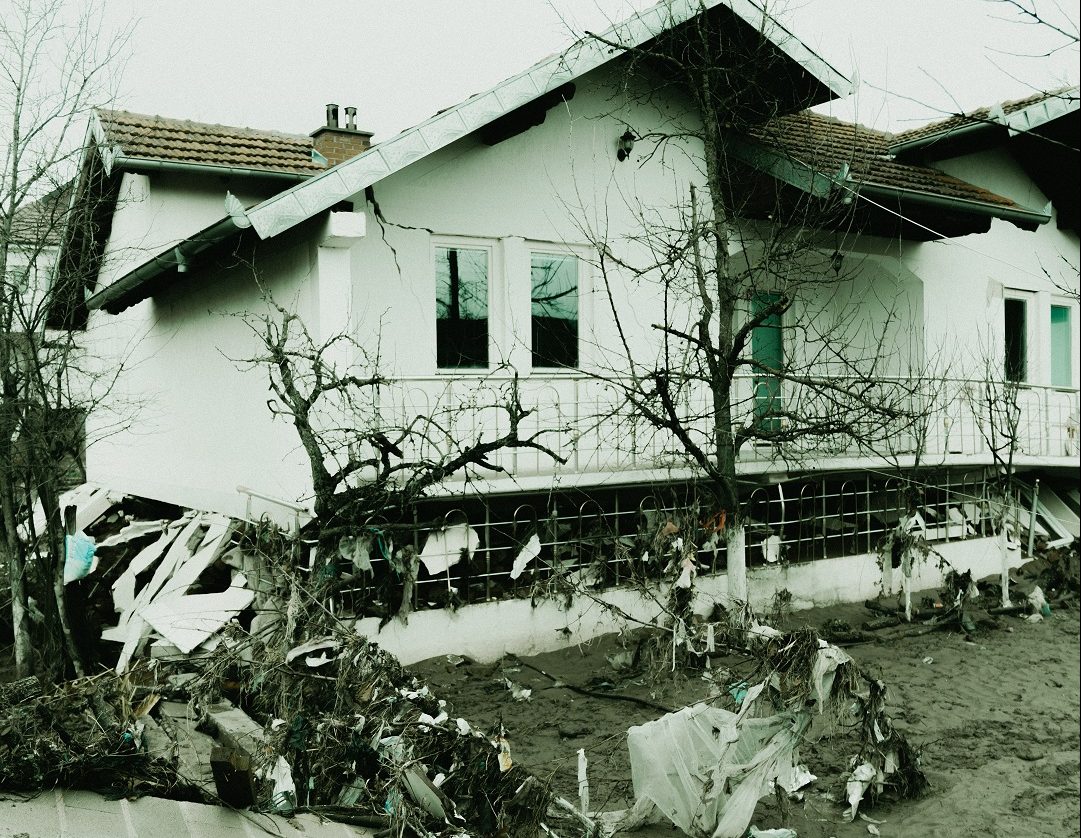 Fotografitë e Komanit që pasqyrojnë dëmet e vërshimeve në Skenderaj (FOTO)
