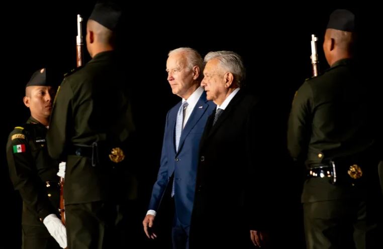 Joe Biden viziton Meksikën përpara samitit “Tre Miqtë”