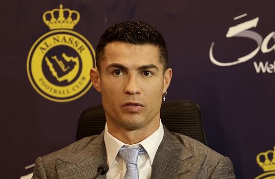 Ronaldo: “Topi i Artë dhe çmimi FIFA The Best po humbasin kredibilitetin