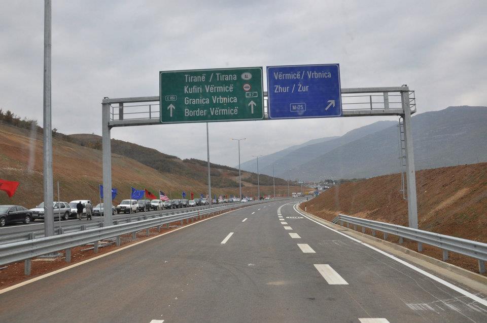 Po bëheshin gati për gara shpejtësie në autostradën “Ibrahim Rugova”, policia gjobit 21 shoferë