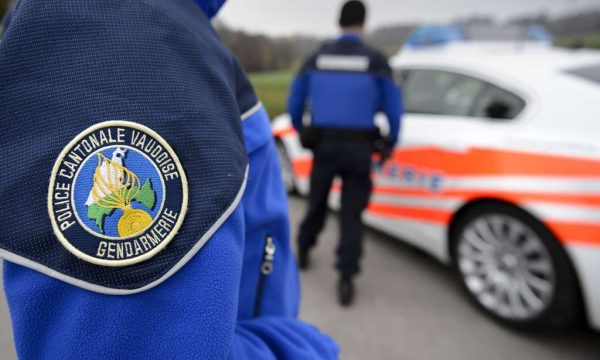 Shisnin lëndë narkotike, arrestohen dy të rinj shqiptarë në Zvicër