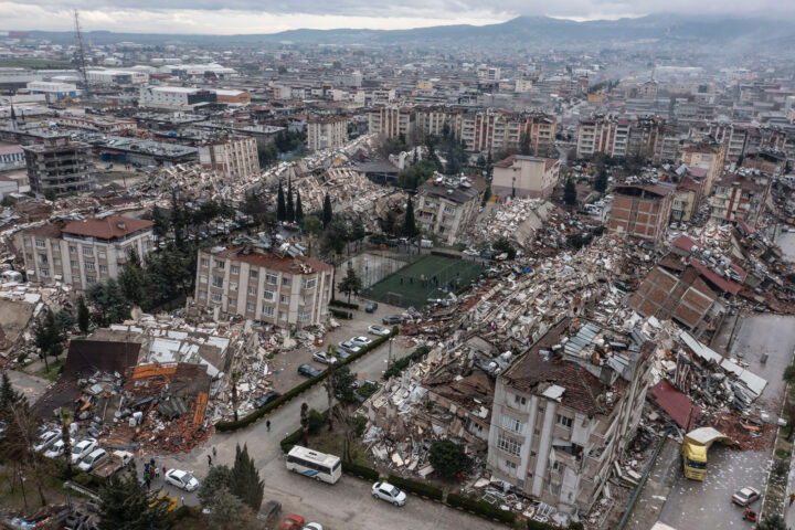 Anxhela Bregu: Në Turqi po fshehet numri real i viktimave të tërmetit