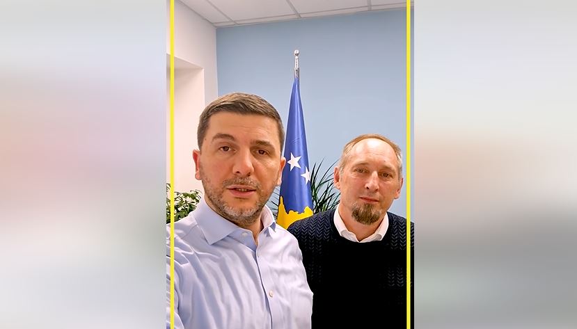 Memli Krasniqi vazhdon fushatën për faktet e Pavarësisë me kreatorin e Flamurit të Kosovës (VIDEO)