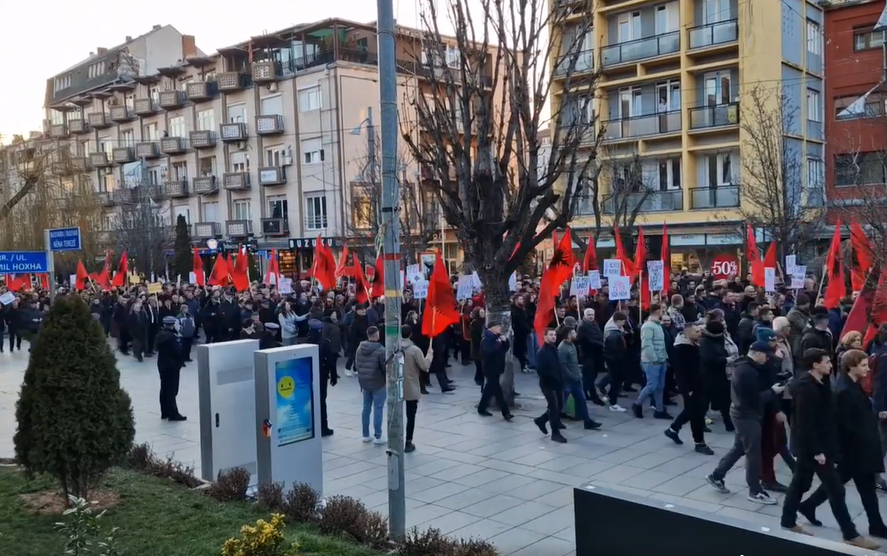 Studentët e kundërshtojnë Asociacionin, thonë se e avancon Serbinë brenda Kosovës