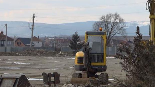 Komuna e Podujevës jep detaje për ndërtimin e stacionit të autobusëve: Kushtet atmosferike i “ndalën” punimet