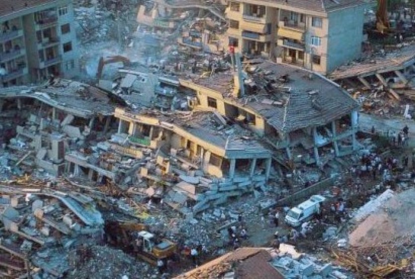 Shkon në mbi 33 mijë numri i të vdekurve nga tërmeti në Turqi e Siri