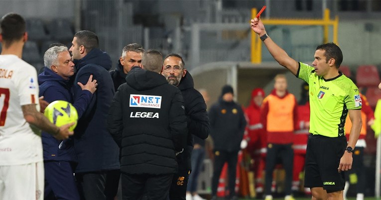 U përjashtua me karton të kuq, Mourinho dënohet rëndë nga Federata Italiane