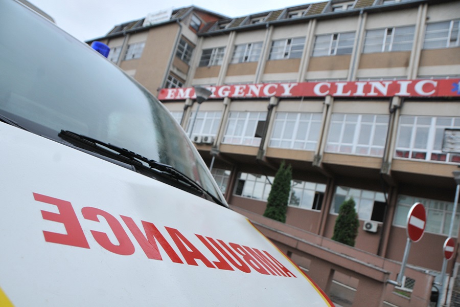 Rrahje brutale në Prishtinë: 61-vjeçari e bën për spital të moshuarin 76-vjeçar, ia thyen dhëmbët