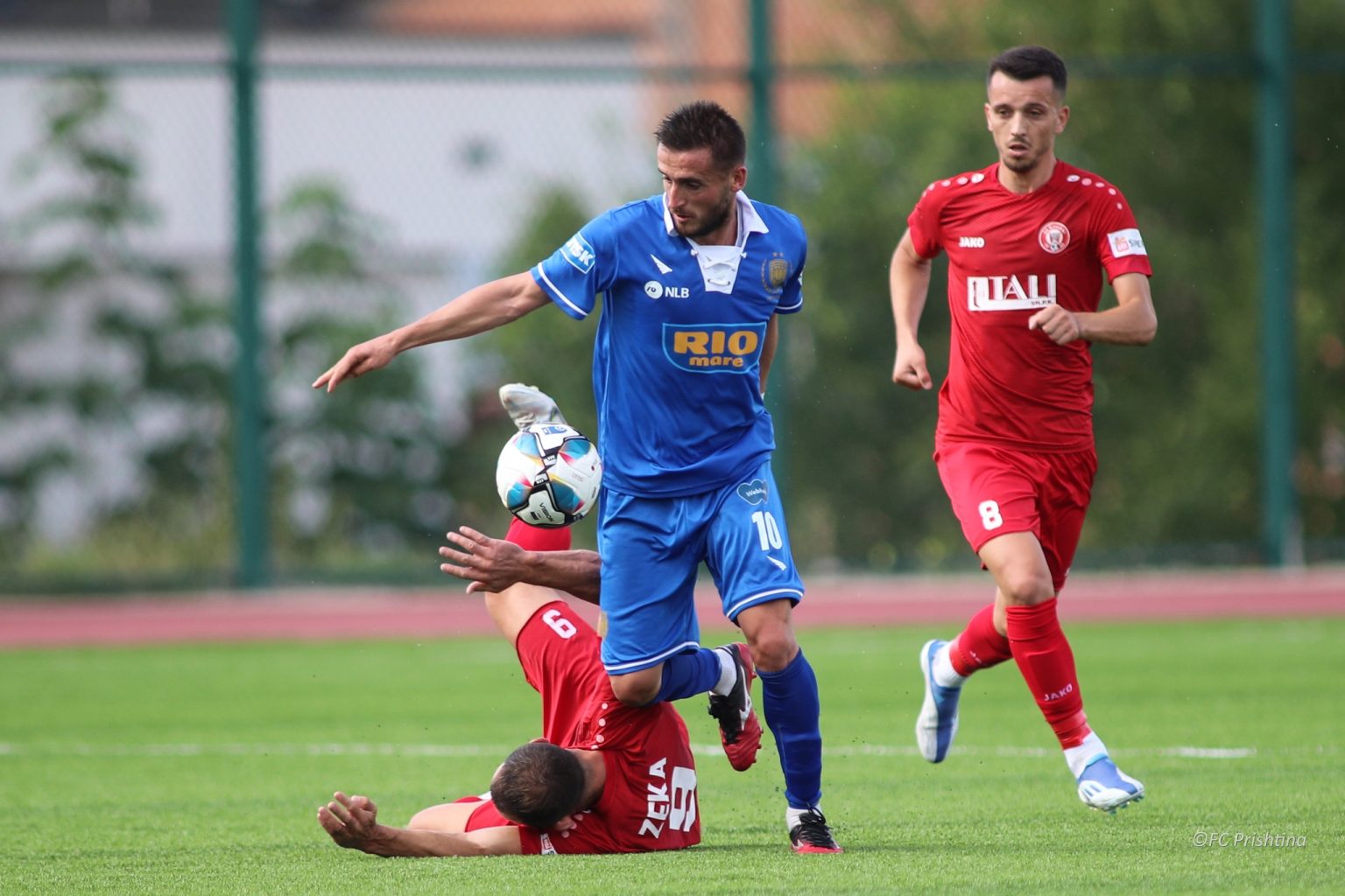 Superliga e zjarrtë, sot luhen dy derbi