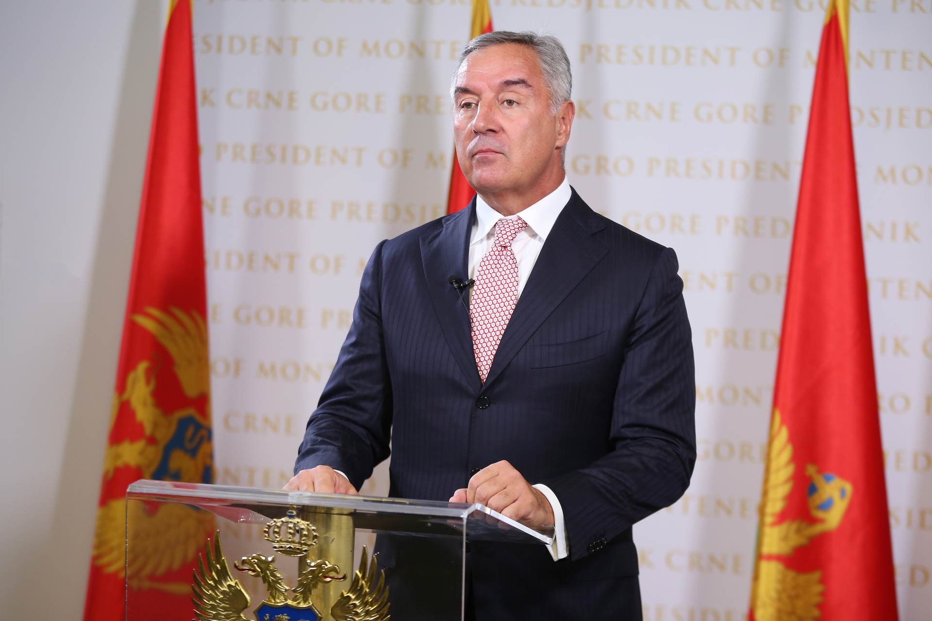 Gjukanoviqi shpërndan parlamentin e Malit të Zi