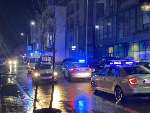 Policia e cilëson rastin në Fushë Kosovë si vetëvrasje, trupi dërgohet për obduksion