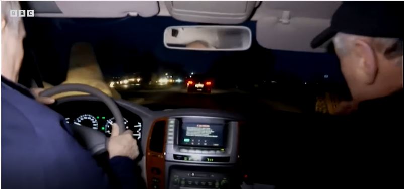 Putini voziti veturë në Mariupol të Ukrainës mbrëmjen e së shtunës (VIDEO)