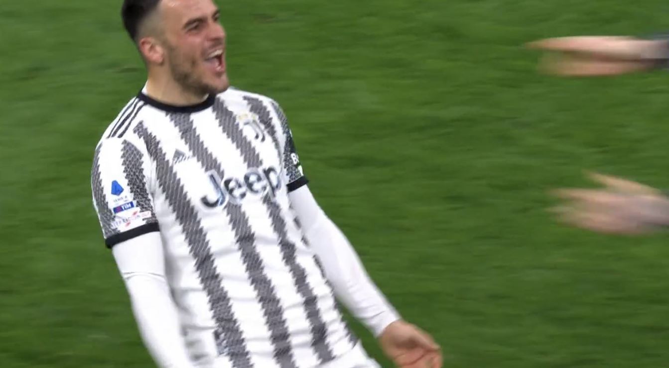 Futbollisti serb e kalon Juventusin në epërsi ndaj Interit