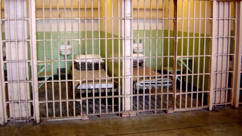 Në qendrën e paraburgimit në Pasjak, të burgosurit i gjendet marihuanë