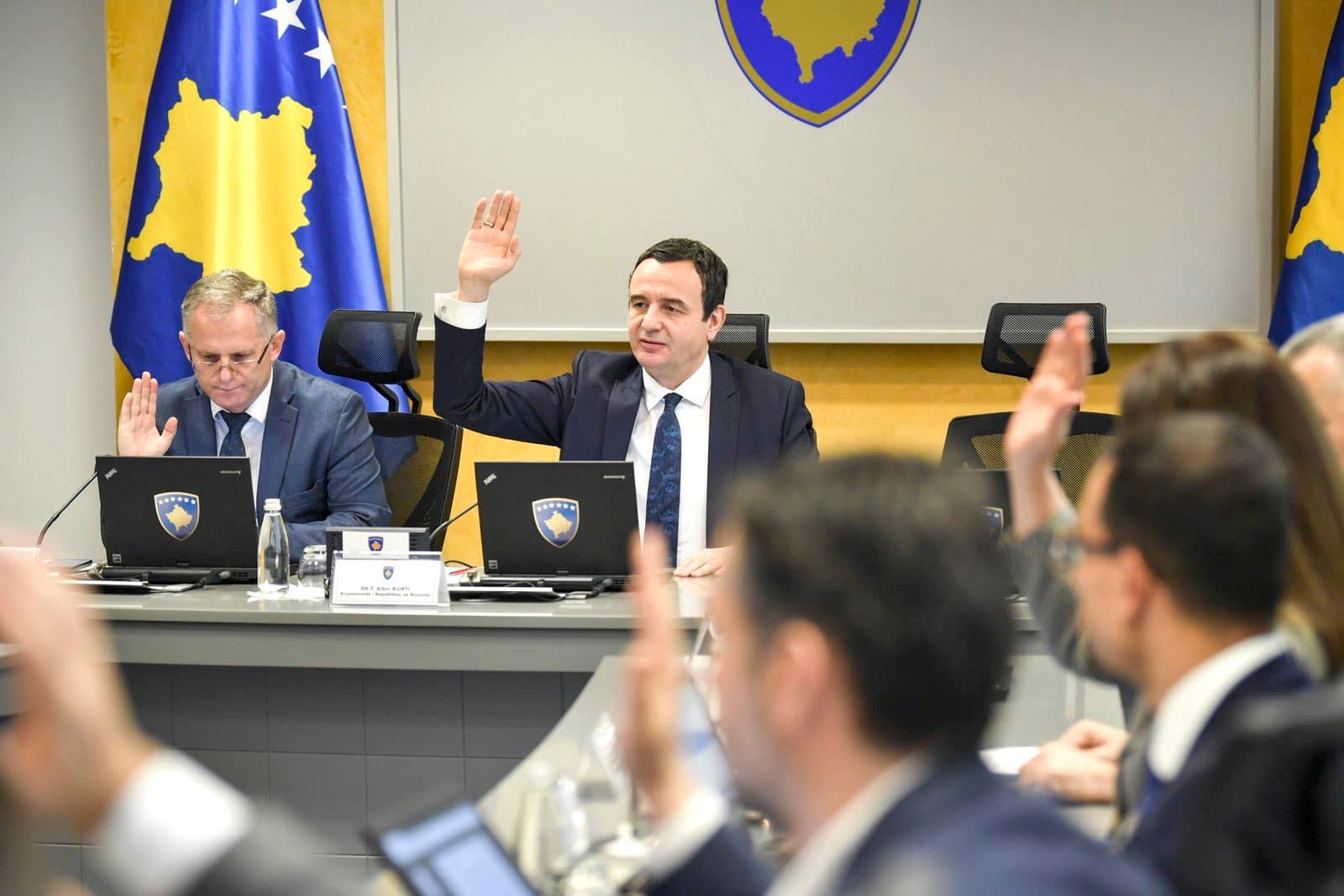 Qeveria miraton nismën për njohjen e profesionit të avokatit mes Kosovës dhe Shqipërisë