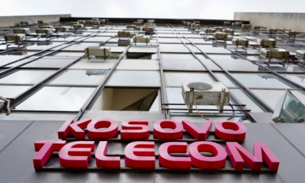 41 punonjës në Telekom kanë gradë të njëjtë por nuk paguhen njësoj