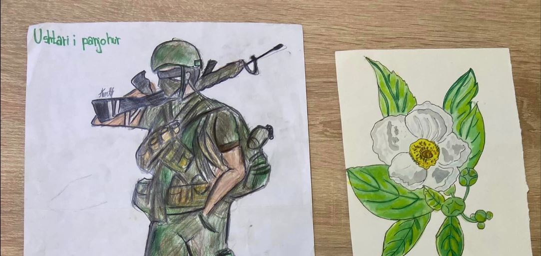 Letrat dhe vizatimet e fëmijëve të Prishtinës për ish-komandatët e UÇK-ës do të dërgohen në Hagë