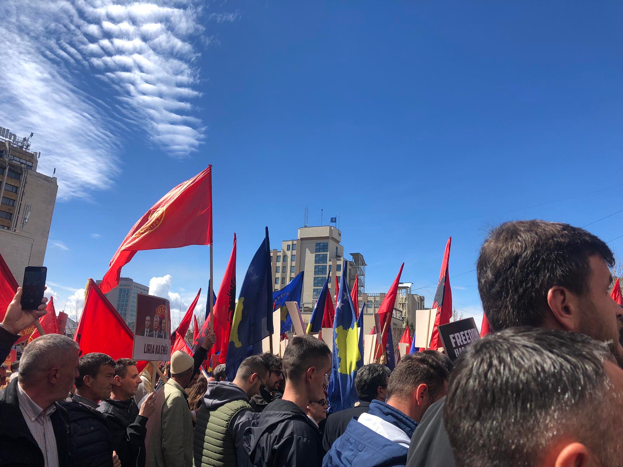 Nis grumbullimi i qytetarëve për marshin në Prishtinë