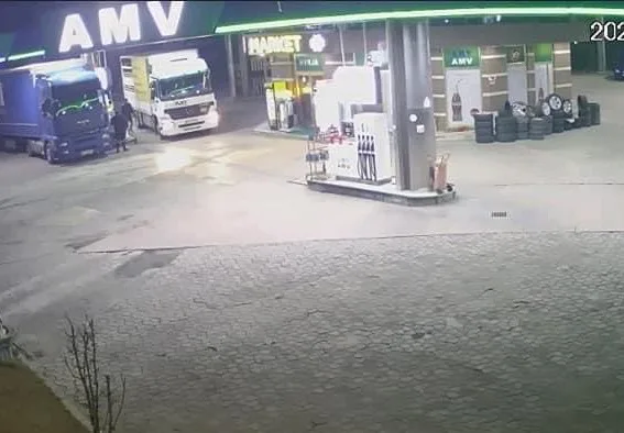 Mitrovicasi mbush veturën rreth 100€ me derivate në “AMV Petrol” dhe ikë pa paguar