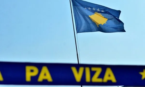 Qeveria jep detaje pas heqjes së vizave: Kaq ditë mund të qëndrojnë qytetarët jashtë Kosovës