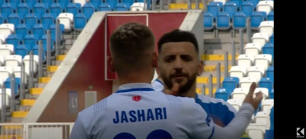 Igball Jashari, nipi i komandantit legjendar Adem Jashari shënon golin e parë si futbollist profesionist (VIDEO)