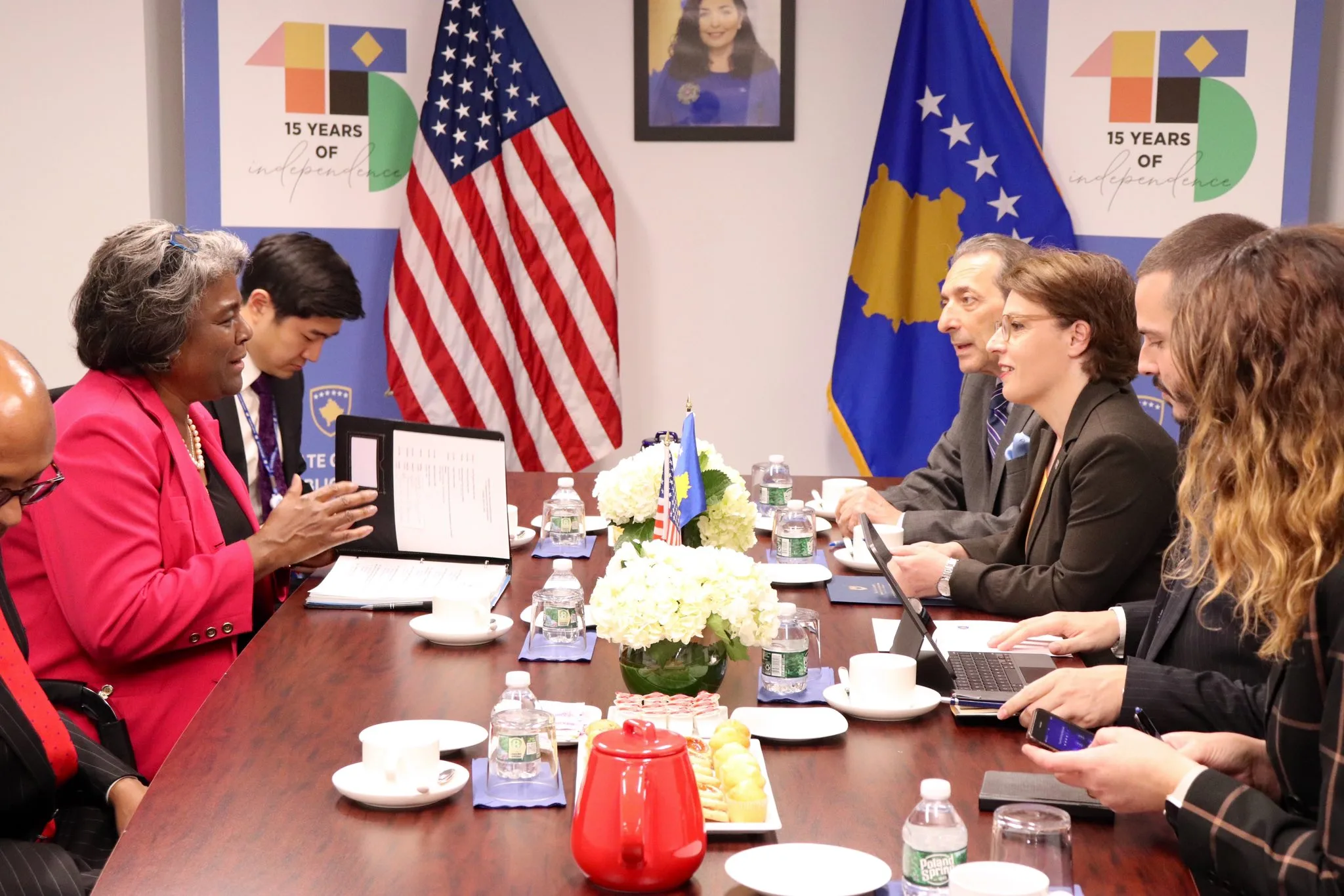 Ambasadorja amerikane në OKB kërkon nga Kosova dhe Serbia që urgjentisht ta zbatojnë marrëveshjen
