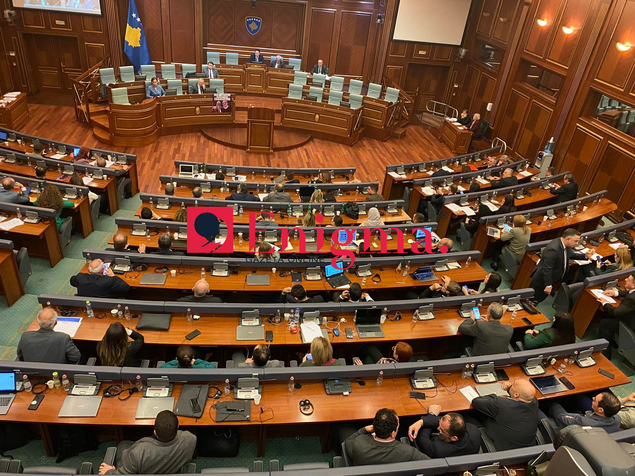 Dështimi i seancave parlamentare që po ngulfat agjendën legjislative
