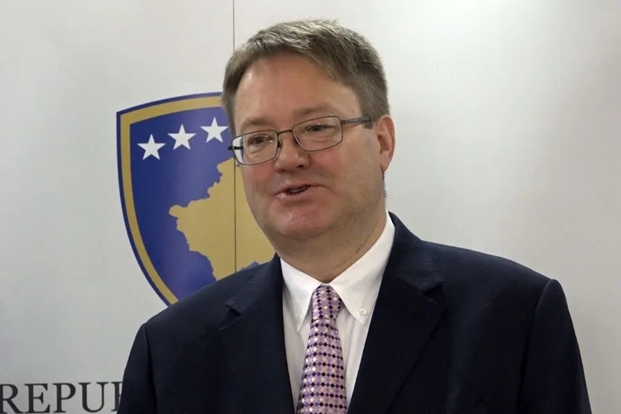Nicholas Abbott: Miratimi i aplikimit të Kosovës për anëtarësim në KiE, një hap i rëndësishëm