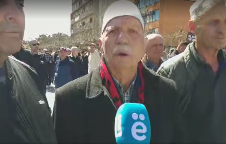 I mbijetuari i Masakrës së Izbicës: S’e kisha besu që vjen kjo ditë