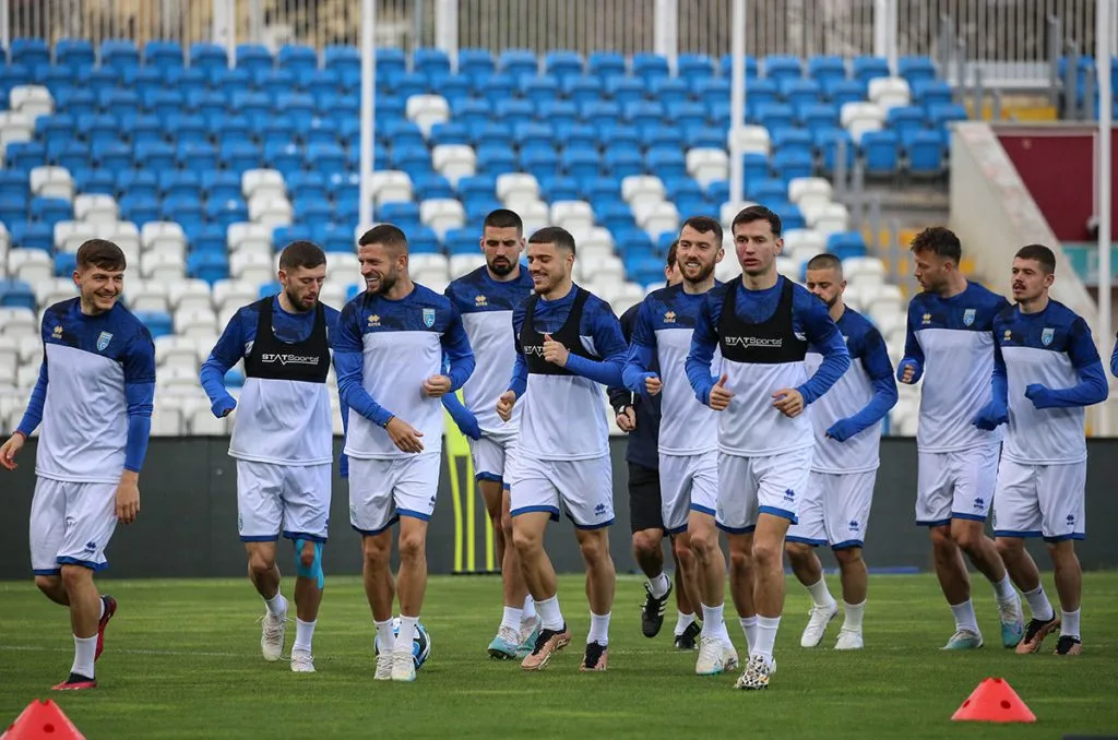 Lëndohet në stërvitje lojtari i Kosovës, do të mungojë ndaj Zvicrës