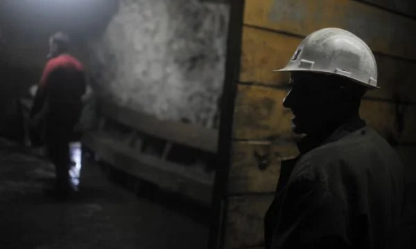 “Pështyjmë zi”, kushtet e rënda për minatorët e Trepçës: Punojmë pa doreza e helmeta