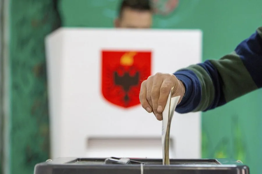 Zgjedhjet lokale në Shqipëri, KQZ jep të dhënat për orën e parë të votimeve