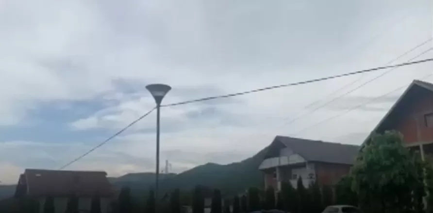 Të shtëna me armë dëgjohen në Zubin Potok (VIDEO)