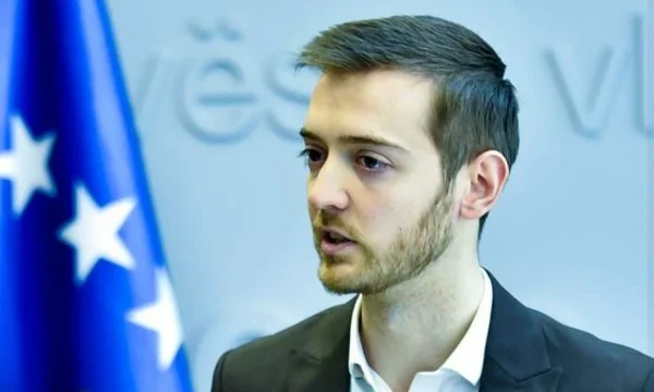Këshilltari i Bislimit ‘godet’ Borrellin e Lajçakun: Po refuzojnë ta ndëshkojnë Serbinë