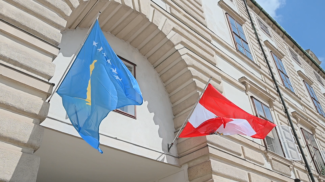 Austria merr vendim që t’i njohë patentë shoferët kosovarë