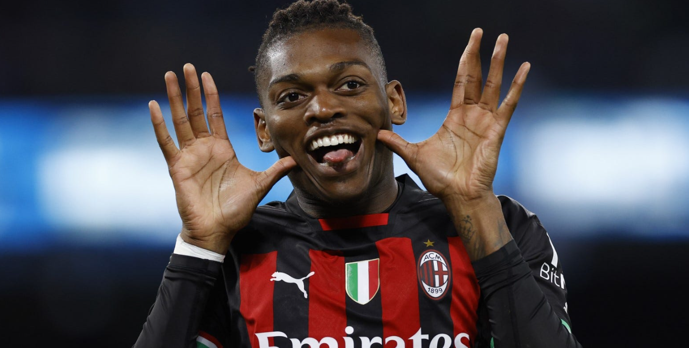 Super lajm për Milanin | Leao nënshkruan rinovimin e kontratës