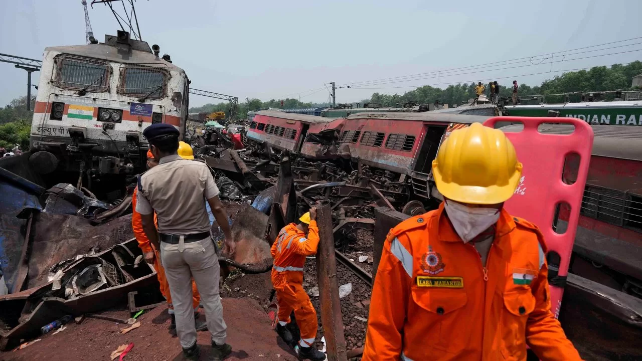 Përfundon aksioni i shpëtimit – arrin në 288 numri i viktimave në Indi