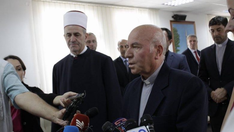 Gjergji në BIK: Gjithë vëllezërve shqiptarë me përkatësi fetare myslimane nga zemra ju urojmë këtë ditë