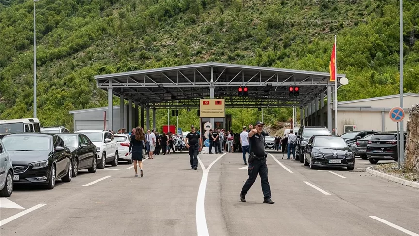 Kosova kërkon nga Mali i Zi që të lejojë fëmijët të kalojnë kufirin me certifikatë lindjeje