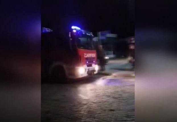Përfshihet nga zjarri depo e një kompanie në Prizren, digjen disa makineri