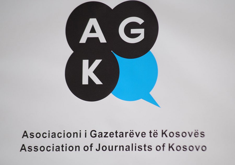 AGK: Deputetët e VV-së bënë presion publik ndaj gazetares së RTK-së që bojkotoi konferencën e Hajdarit
