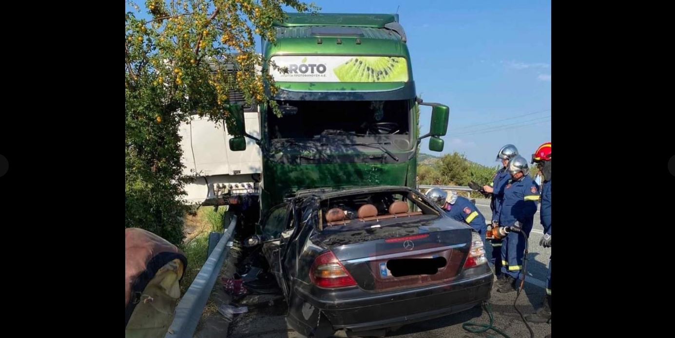 Pamje nga aksidenti ku ndërruan jetë 5 shqiptarë