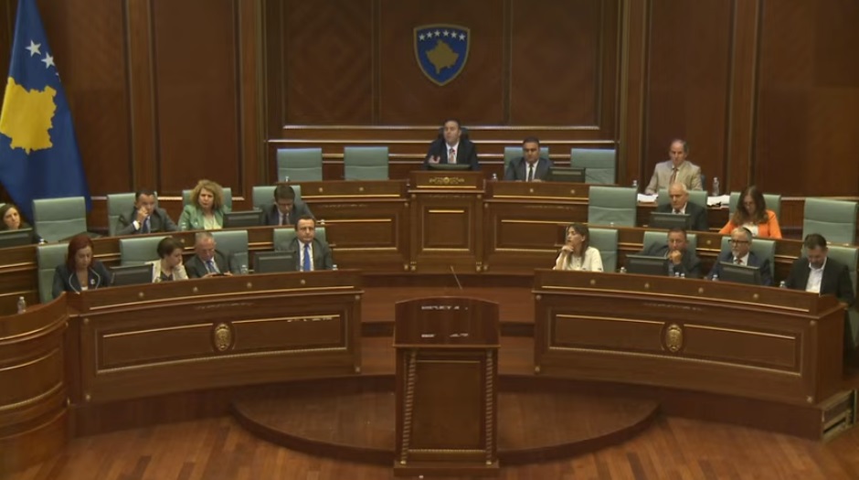 Kuvendi i Kosovës voton Projektligjin për trajtimin e ndërtimeve pa leje