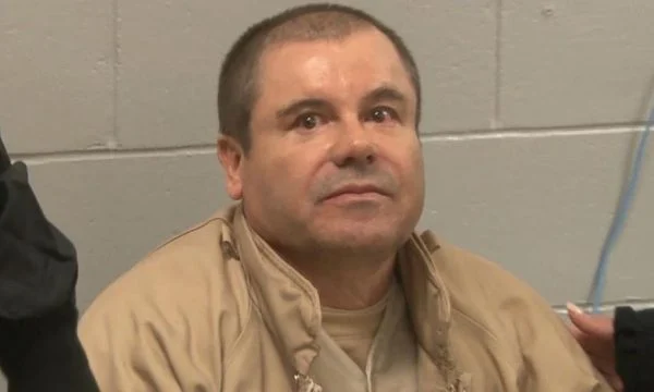 El Chapon e merr malli për gruan,  kërkon që ajo ta vizitojë në burgun ku po “mbyll ditët”