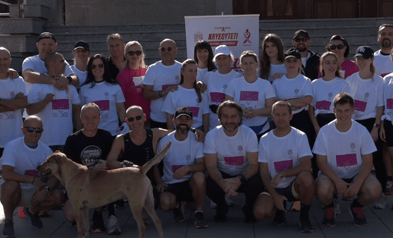 Prishtinë: Vrapohet dhe bëhet thirrje për kontrolle periodike për të parandaluar kancerin e gjirit