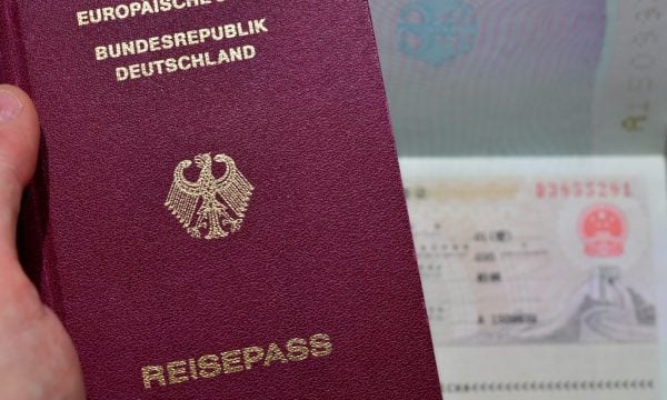 Gjermania del me një lajm të rëndësishëm: Të huajt së shpejti do të mund ta marrin më lehtë shtetësinë e dyfishtë