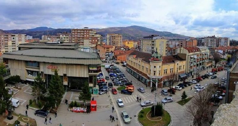 Therja me thikë në Mitrovicë, 47-vjeçari me lëndime të rënda dërgohet në Emergjencë